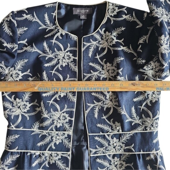 Liz Claiborne Linen Blend Jacket Sz 8 Navy Embroidered Floral Lightweight - Picture 13 of 14